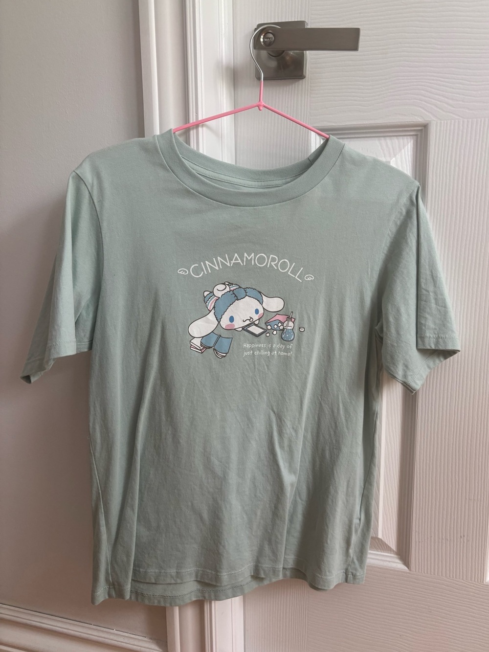 Uniqlo Sanrio Cinnamoroll T-Shirt